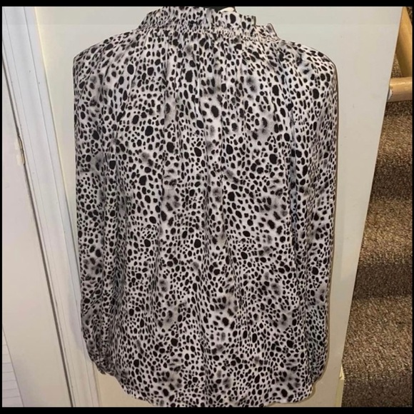 Womens A•New Day Shirt - Picture 3 of 3